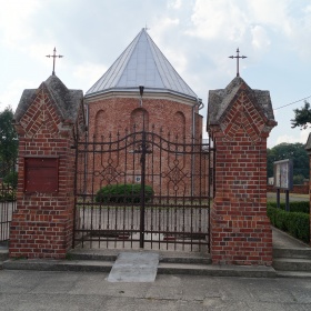 Dzierzbin Kości&oacute;ł WŚ